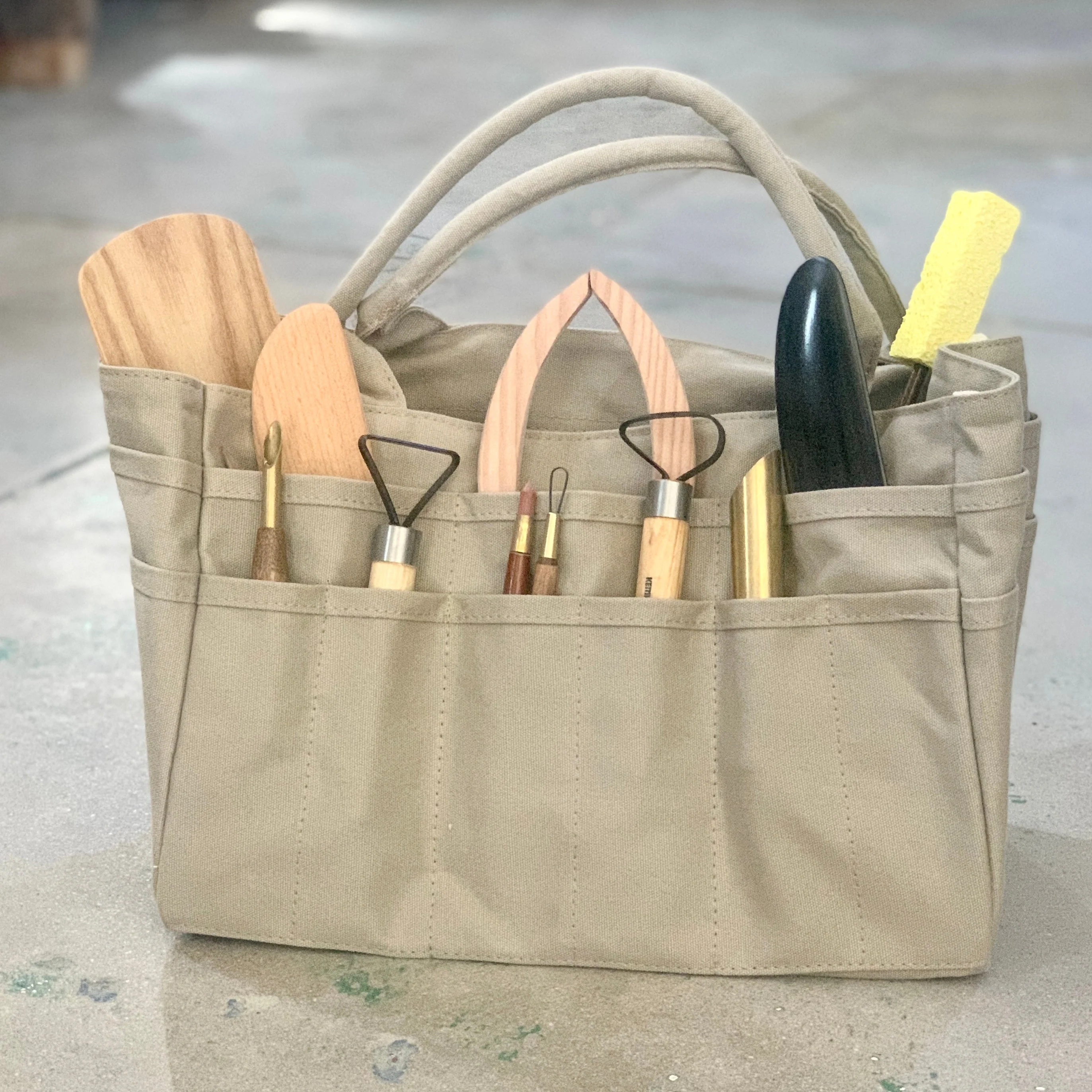 Mid-Weight Potter's Canvas Tool Bag-Costa Mesa - Image 2
